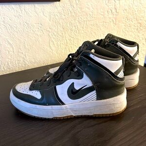 Women’s Nike high tops, gently worn. Size 8.5 women’s (7mens)